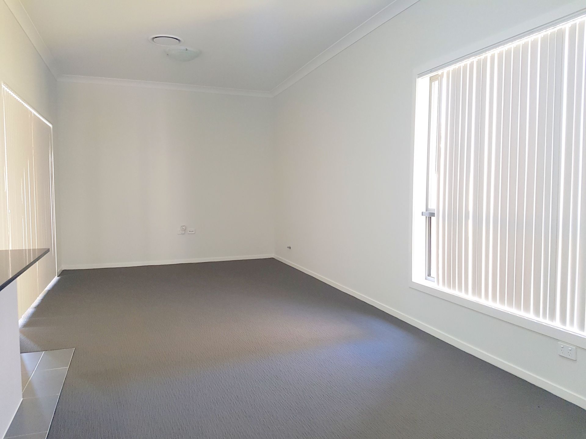 127 Hezlett Road, Kellyville deVille Estate Agency