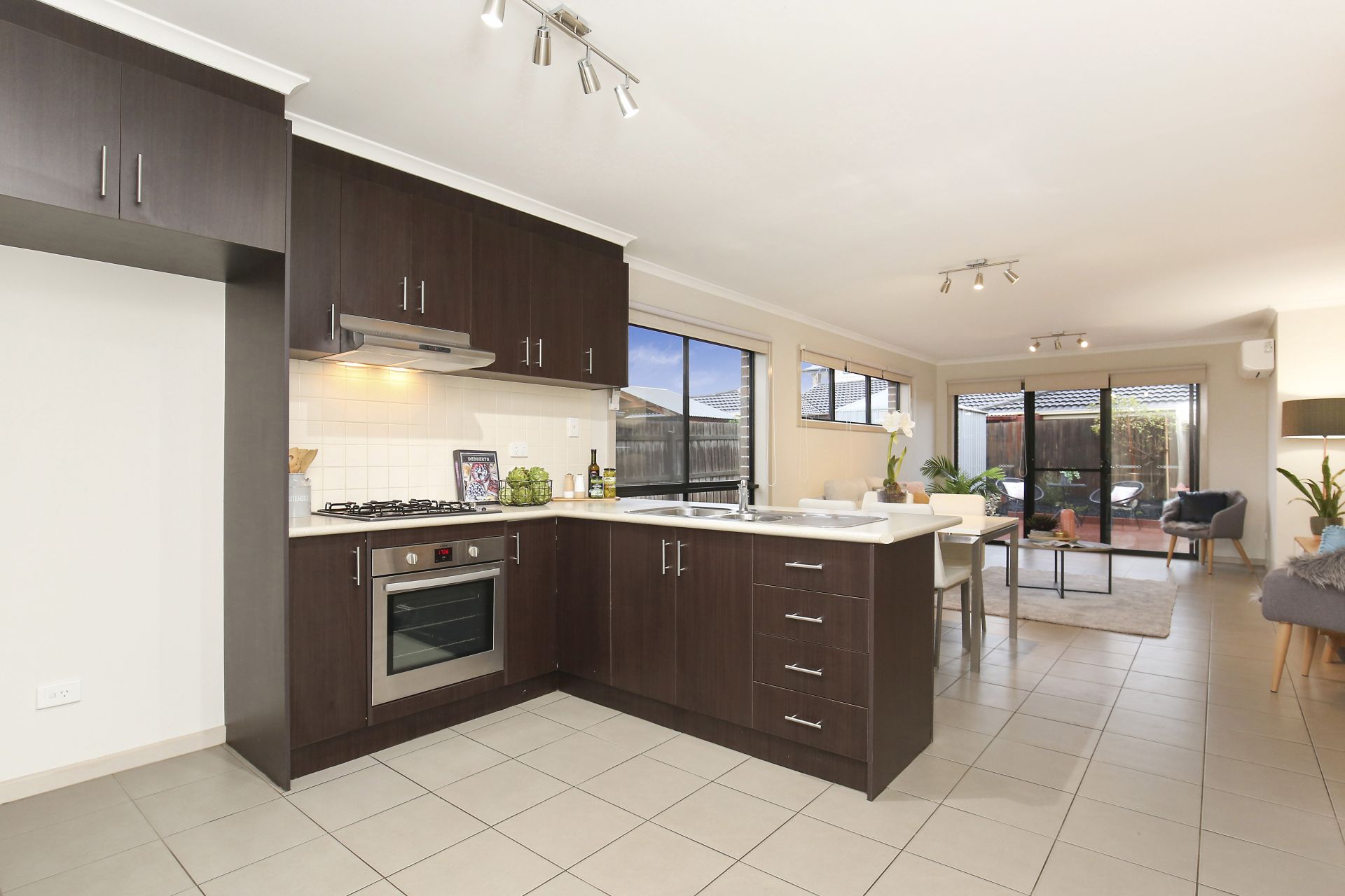 Real Estate For Sale 14 Sunnybrae Drive Mernda , VIC