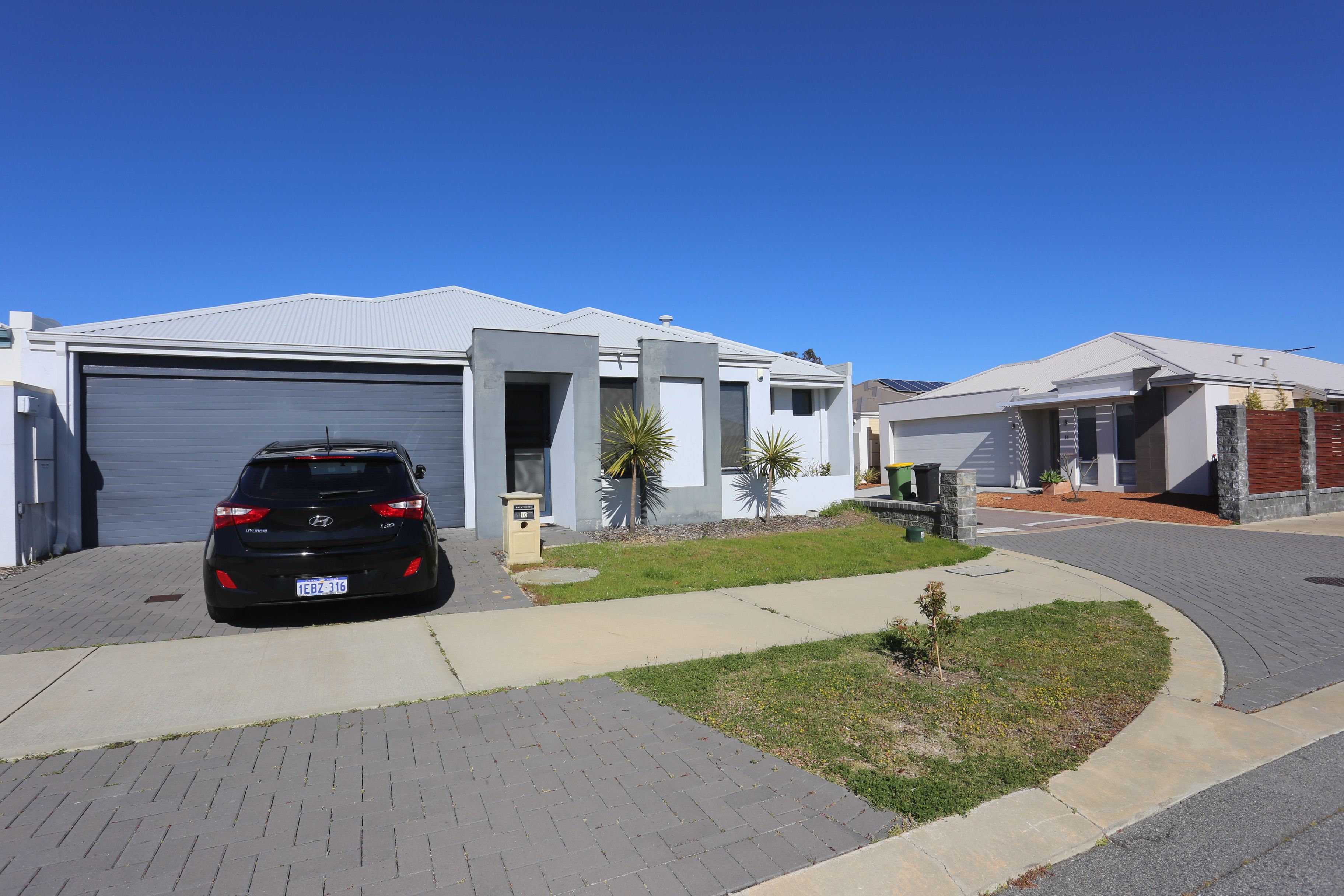 Real Estate For Lease 10 Trinity Close Canning Vale , WA
