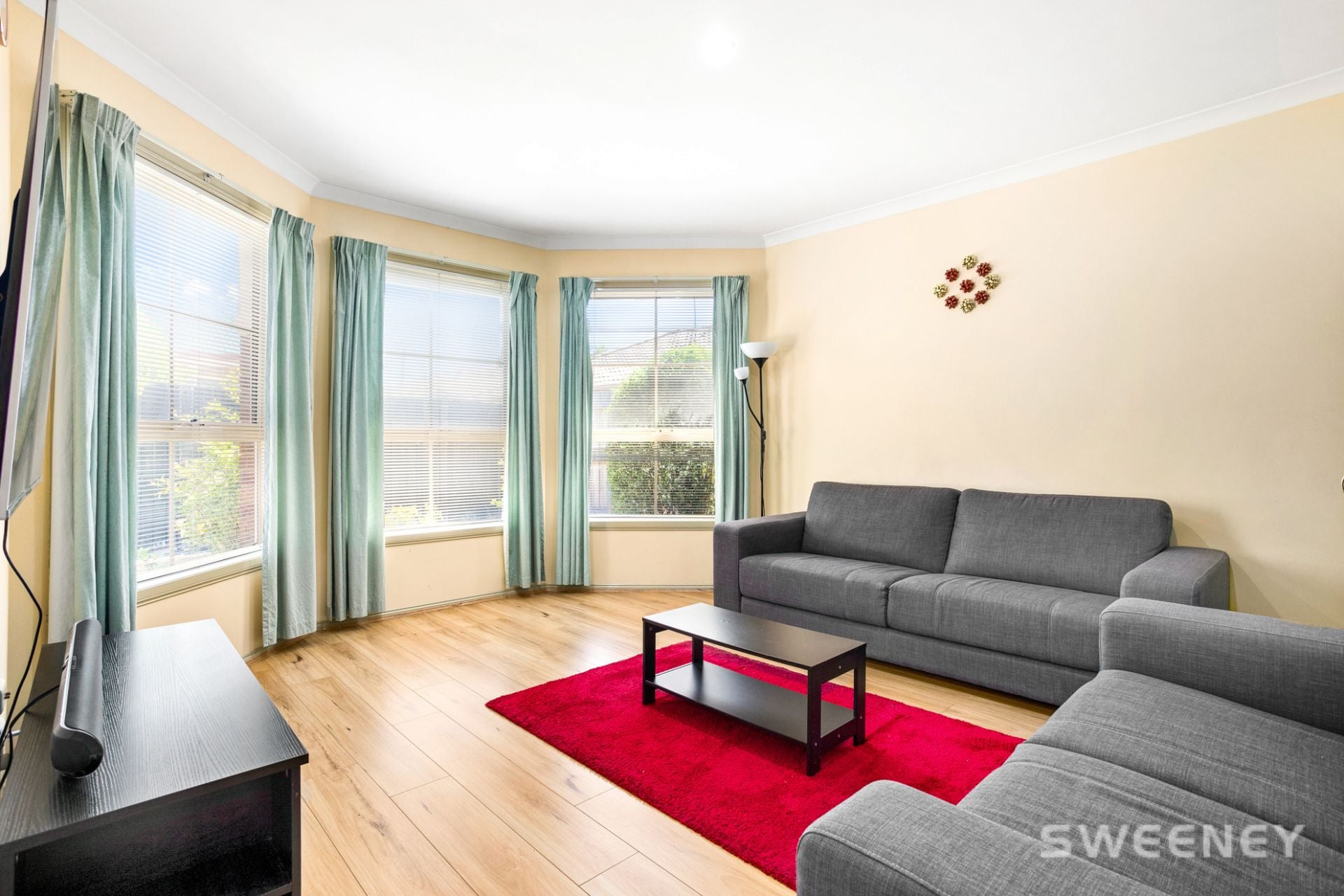 2/3 May Avenue, ALTONA MEADOWS Sweeney Estate Agents