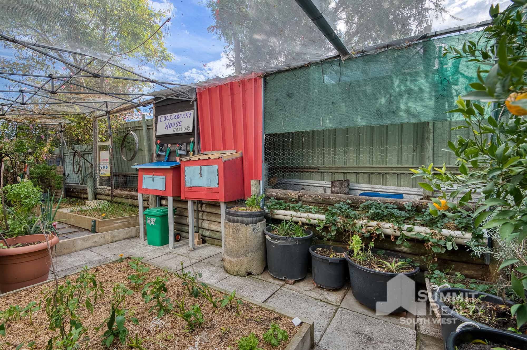 Real Estate For Sale 8 Hovea Street Myalup , WA