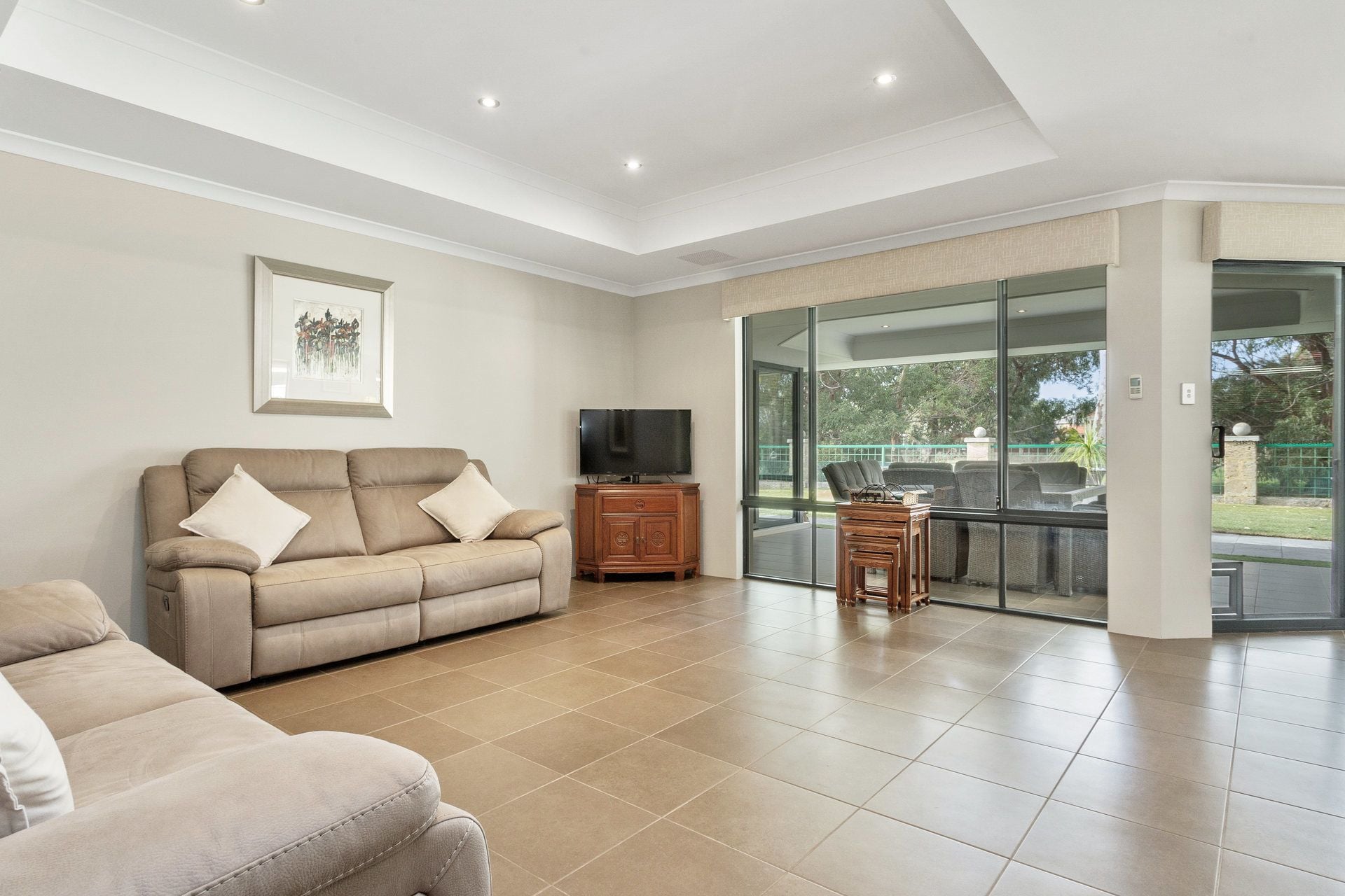 Real Estate For Sale 164 Glen Iris Drive Jandakot , WA