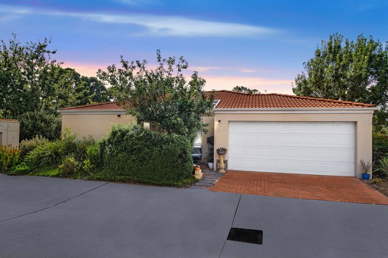 Real Estate For Sale 2/140 Katherine Avenue Amaroo , ACT