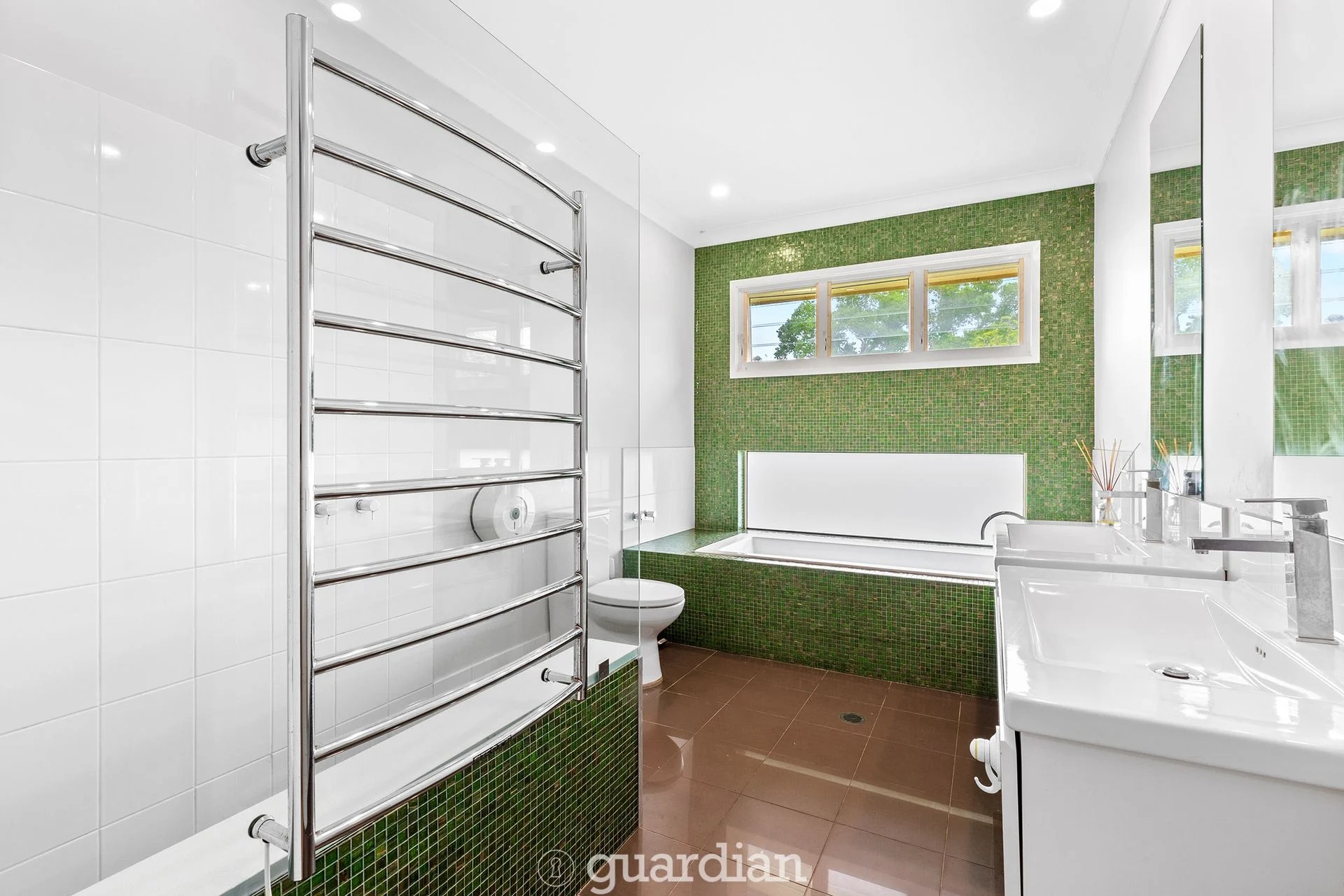 19 Lang Road, Kenthurst Guardian Realty