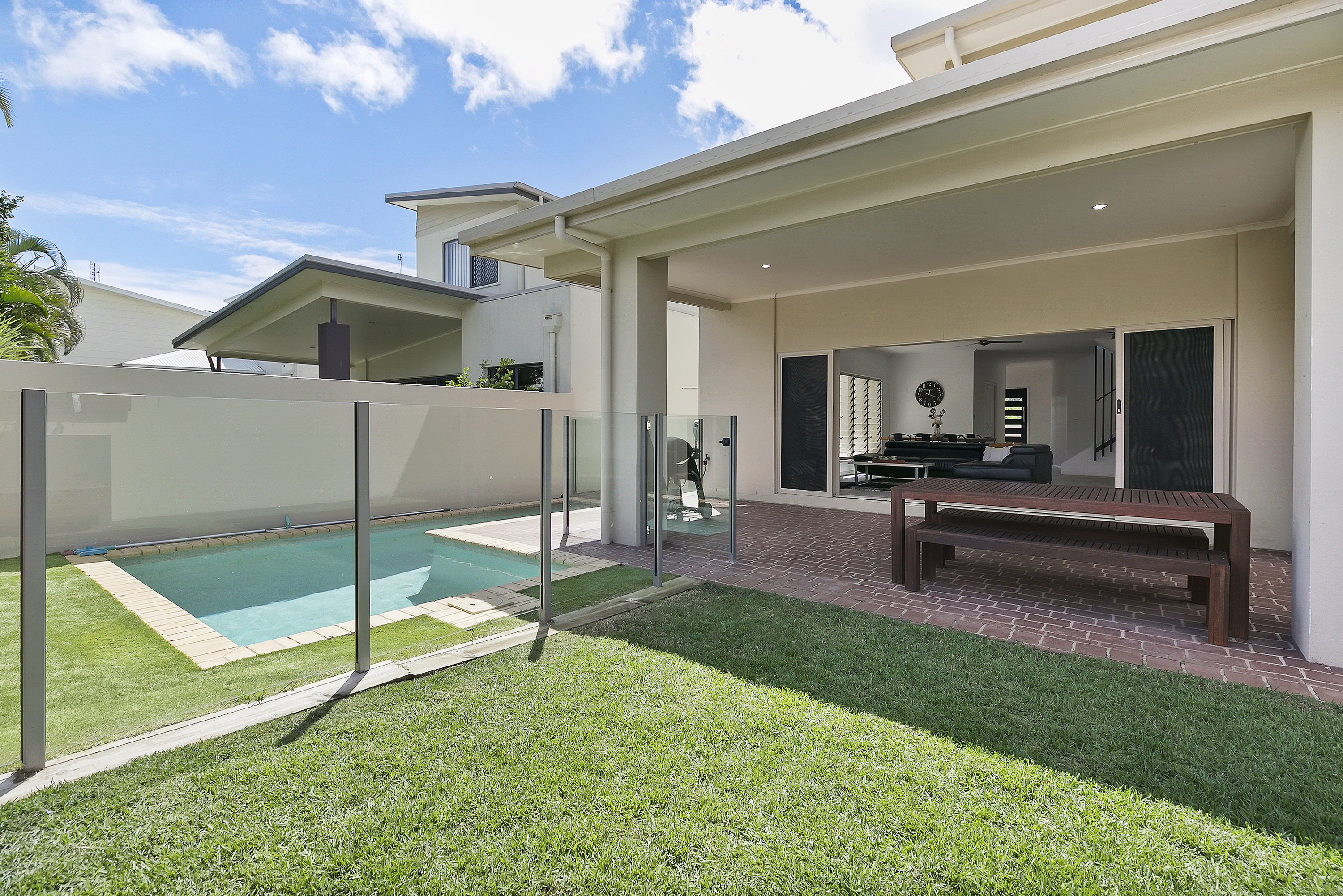 Real Estate For Sale 29 Tarawa Street Kawana Island , QLD