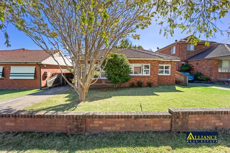 28 Kathleen Parade, Picnic Point Alliance Real Estate