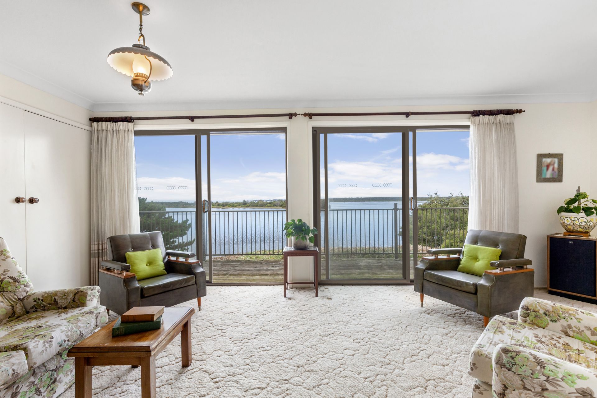 84 River Road, Shoalhaven Heads First National Coast & Country Real