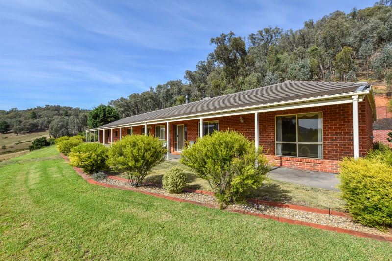 Real Estate For Sale 426 Clemens Lane Myrtleford , VIC