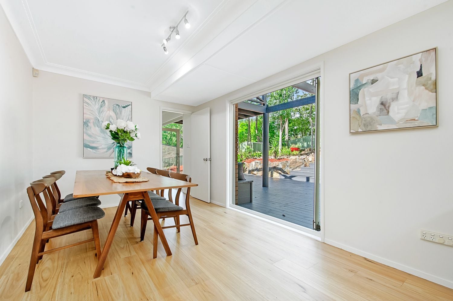 Real Estate For Sale 6 Lisa Valley Close Wahroonga , NSW