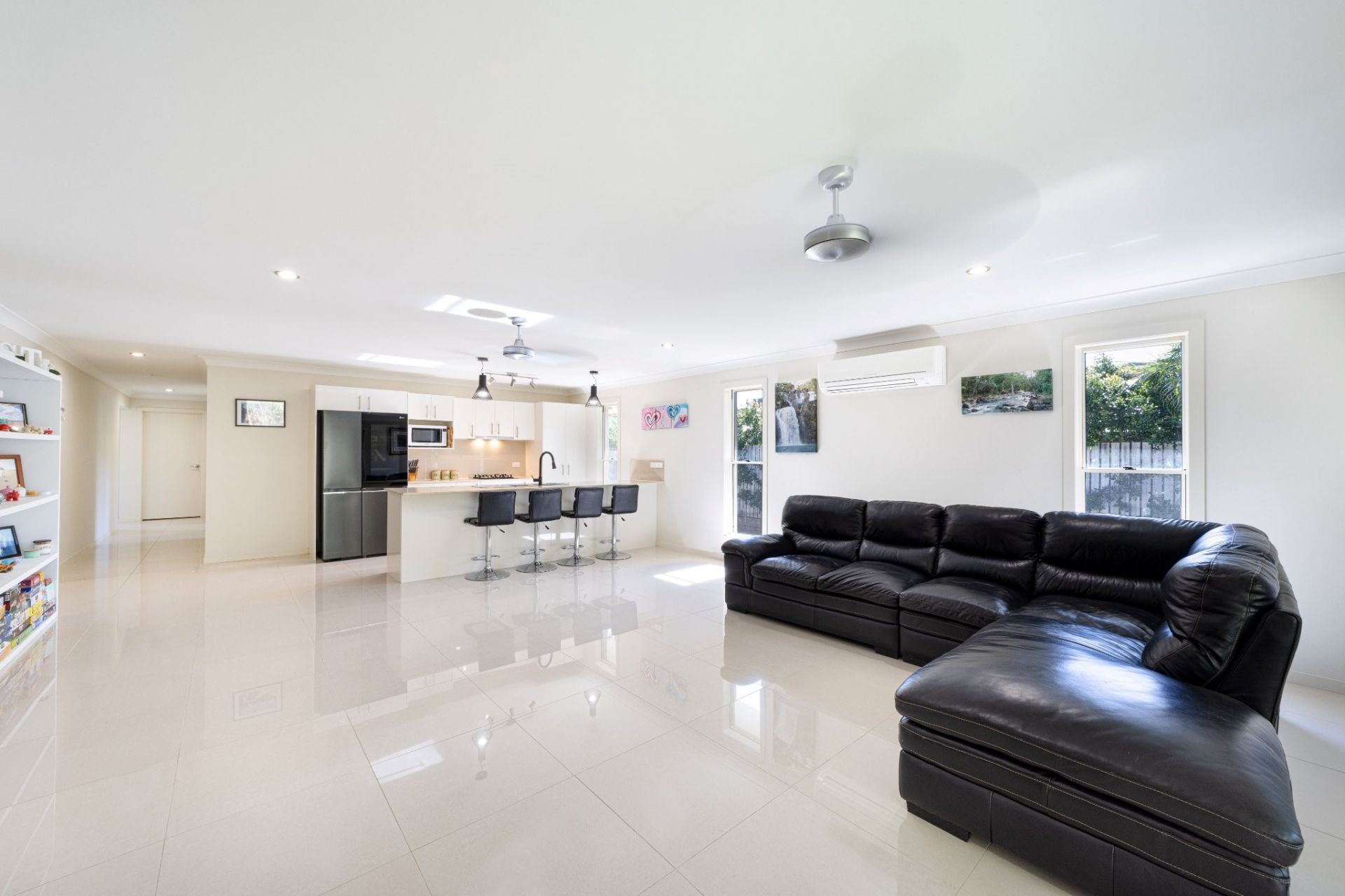 25 Endeavour Circuit, Cannonvale Taylors Property Specialists