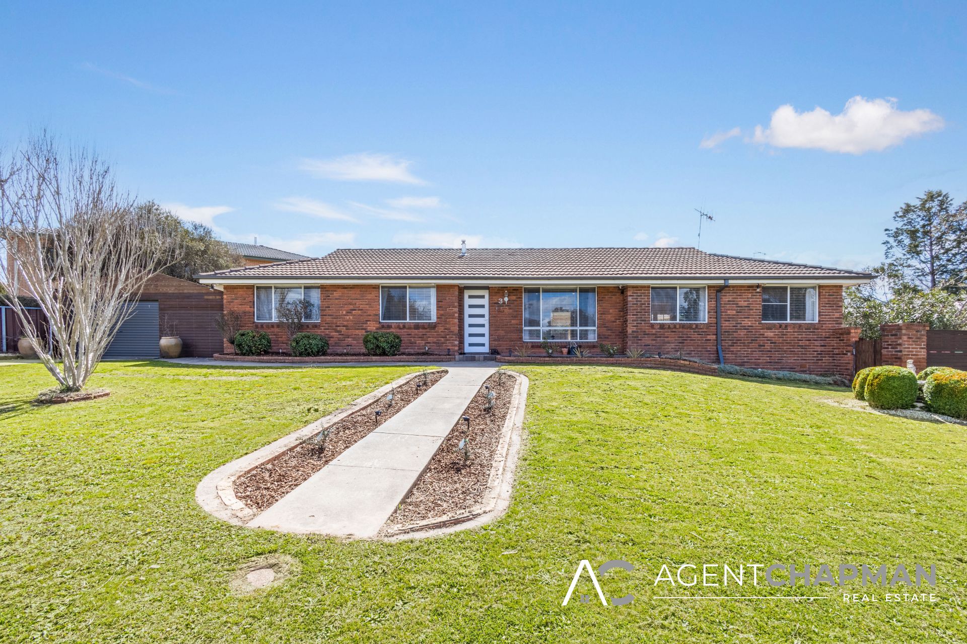 3 Katandra Place, Kelso Agent Chapman Real Estate
