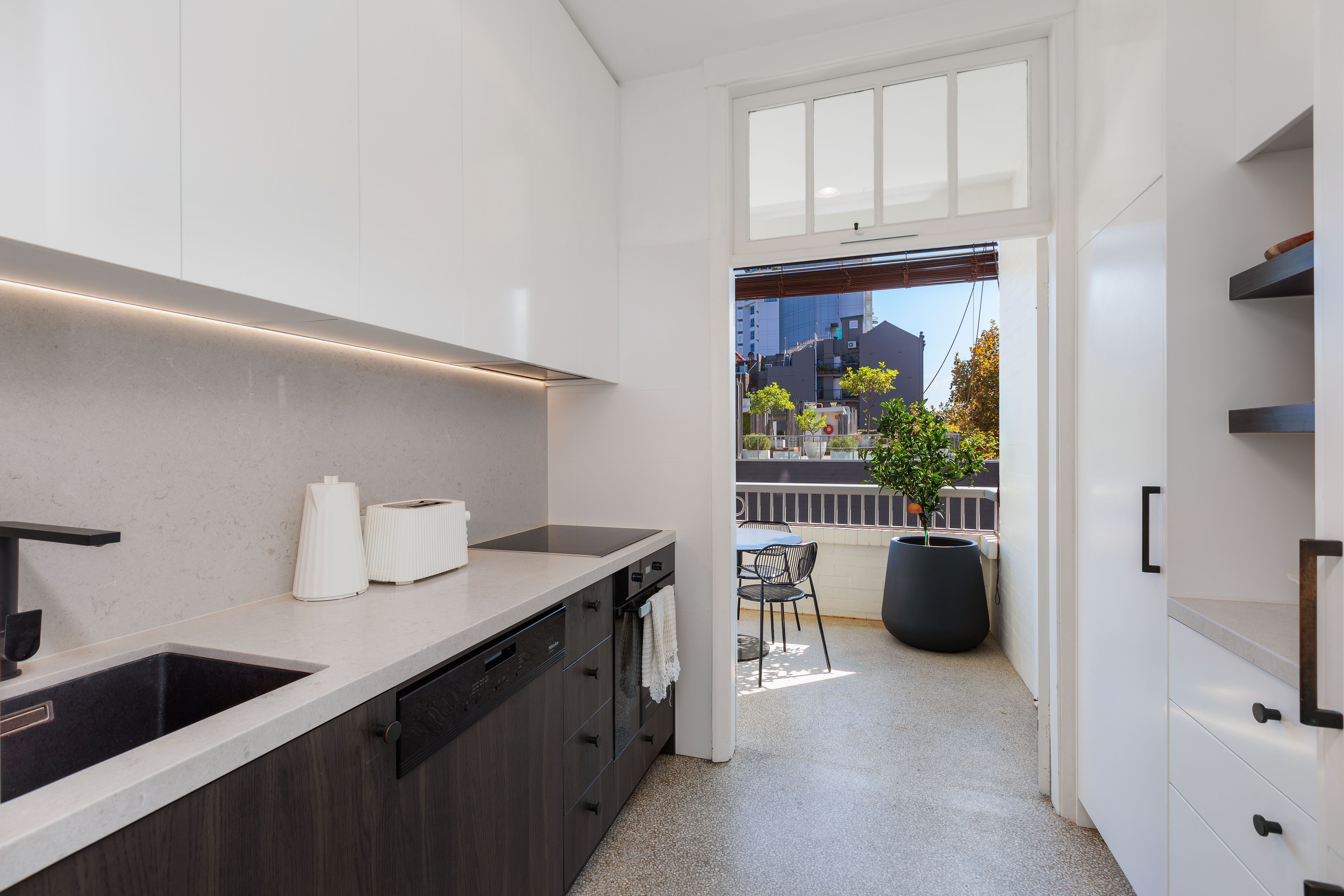 Real Estate For Sale 18/9799 Macleay Street Potts Point , NSW