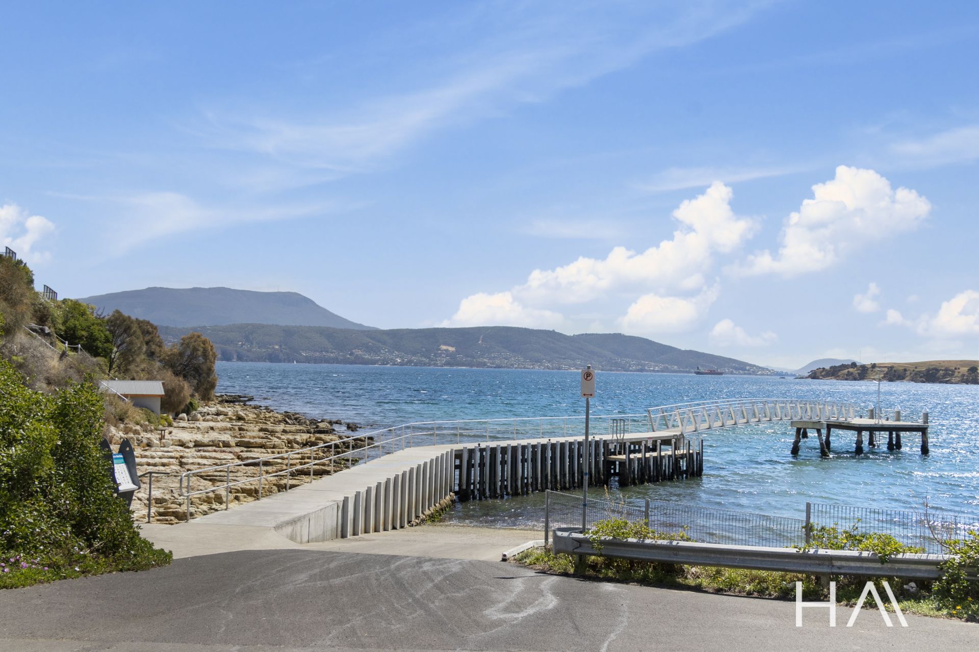 16 Rainbow Terrace, Opossum Bay Harrison Agents