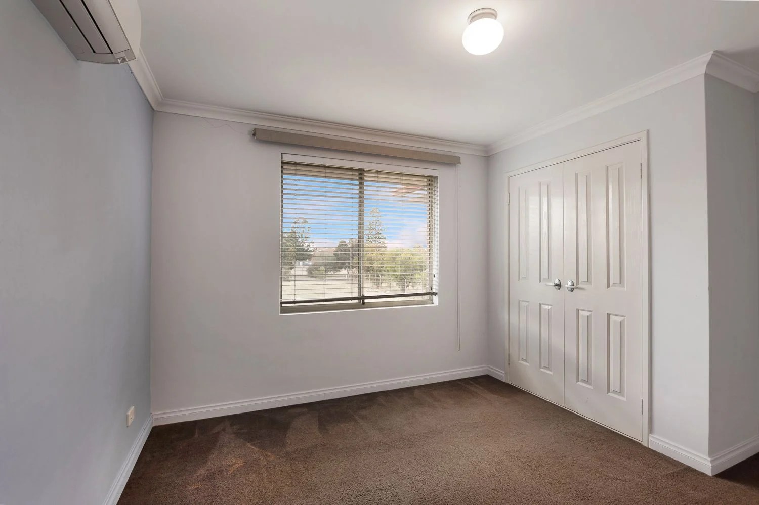 Real Estate For Sale 4/74 Beatty Avenue East Victoria Park , WA