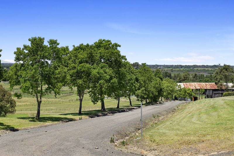 Real Estate For Sale Freemans Reach , NSW