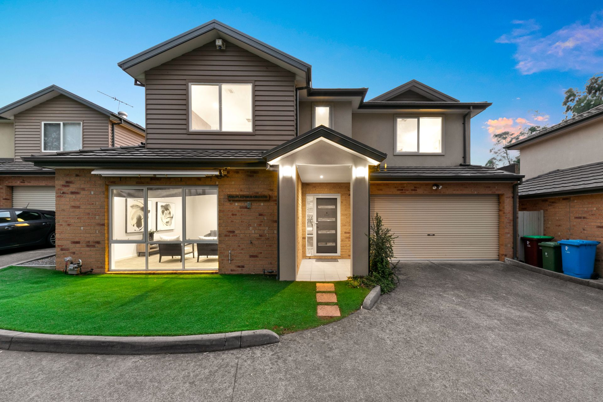 4/55 Sunningdale Crescent, Cranbourne OBrien Real Estate
