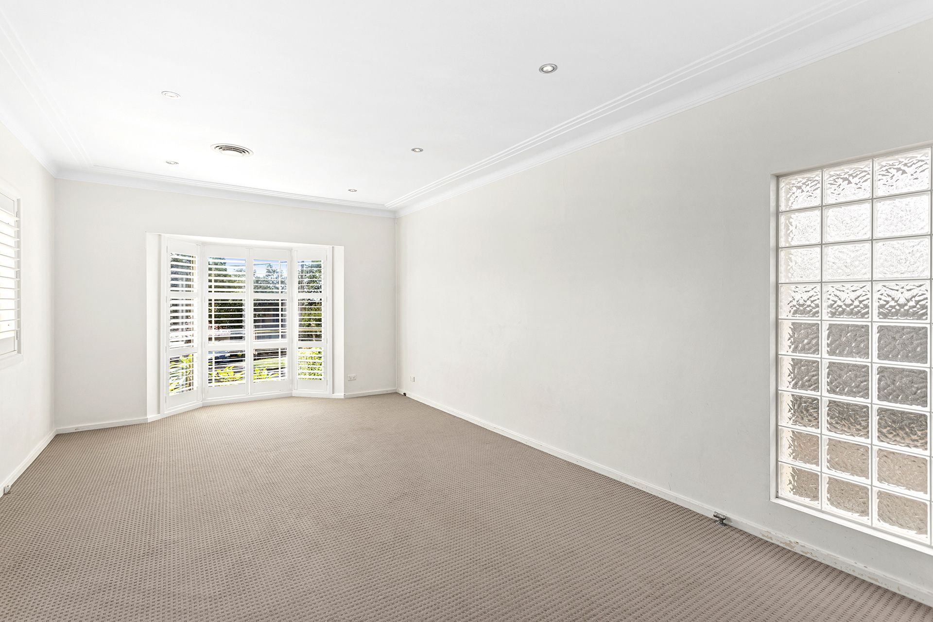 Real Estate For Lease 21 Taffs Avenue Lugarno NSW