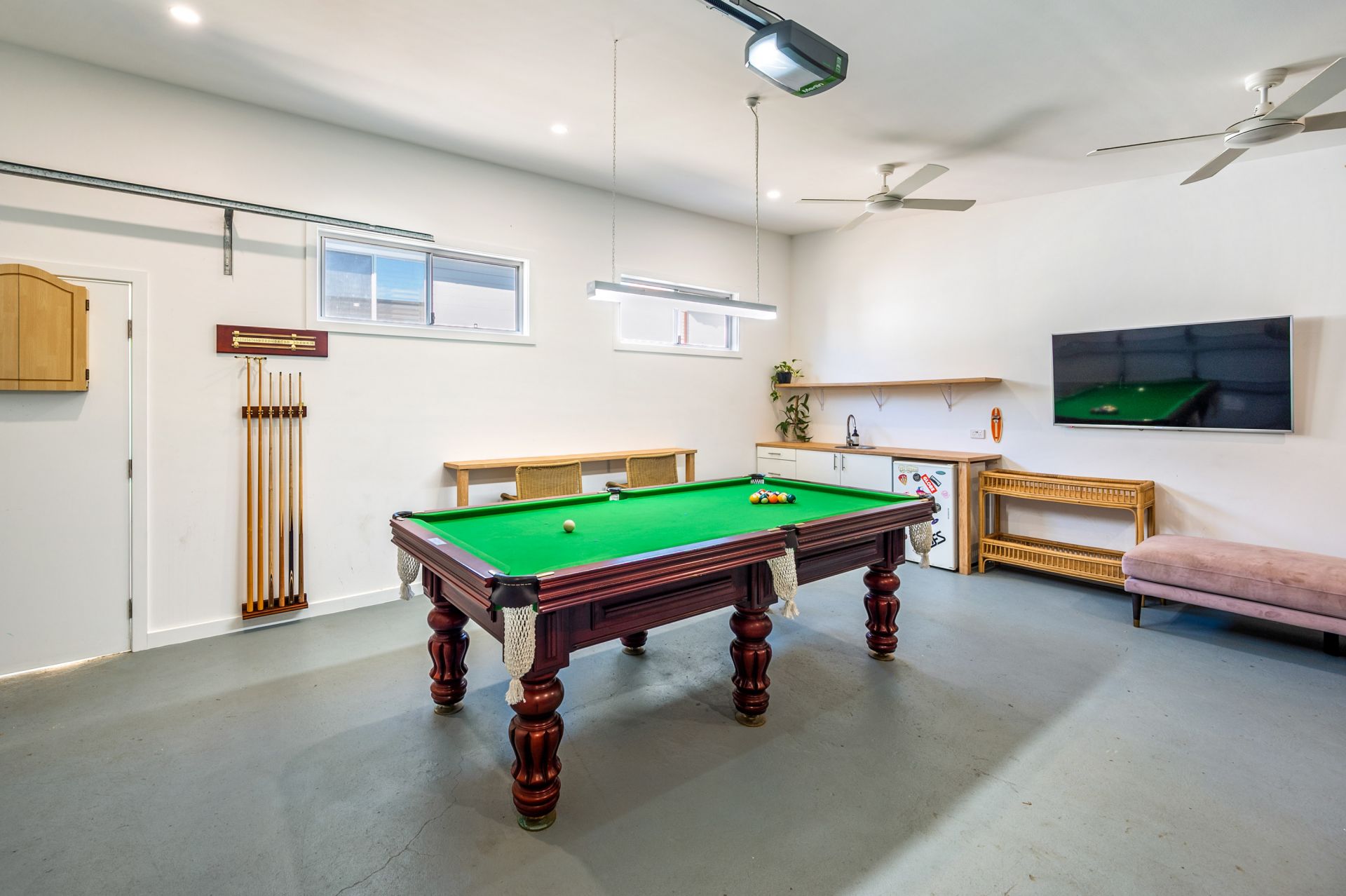 24 Alexander Avenue, Caves Beach 3Realty Lake Macquarie