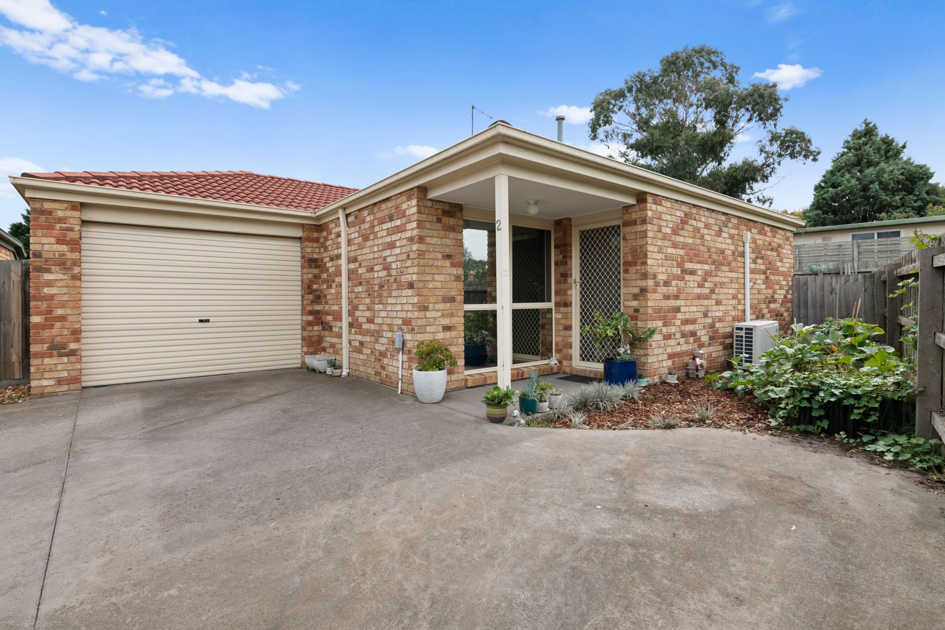 2/22 Cameron Way, Pakenham OBrien Real Estate