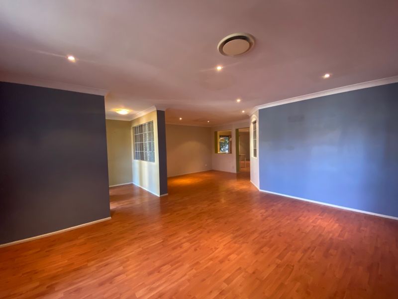 Real Estate For Lease 18 Roxburgh Crescent Stanhope Gardens , NSW