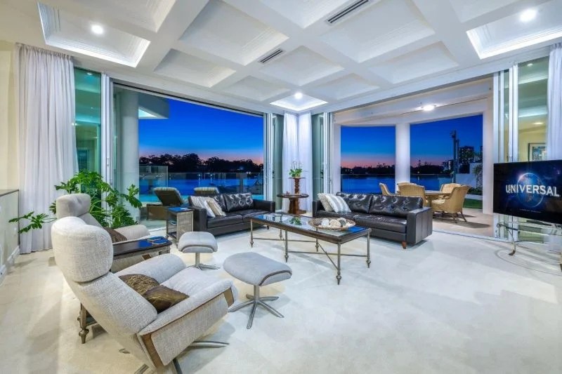 103 Commodore Drive, PARADISE WATERS Amir Prestige Group