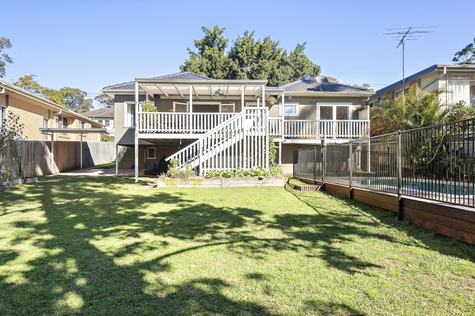 Real Estate For Sale 197 Powderworks Road Elanora Heights , NSW