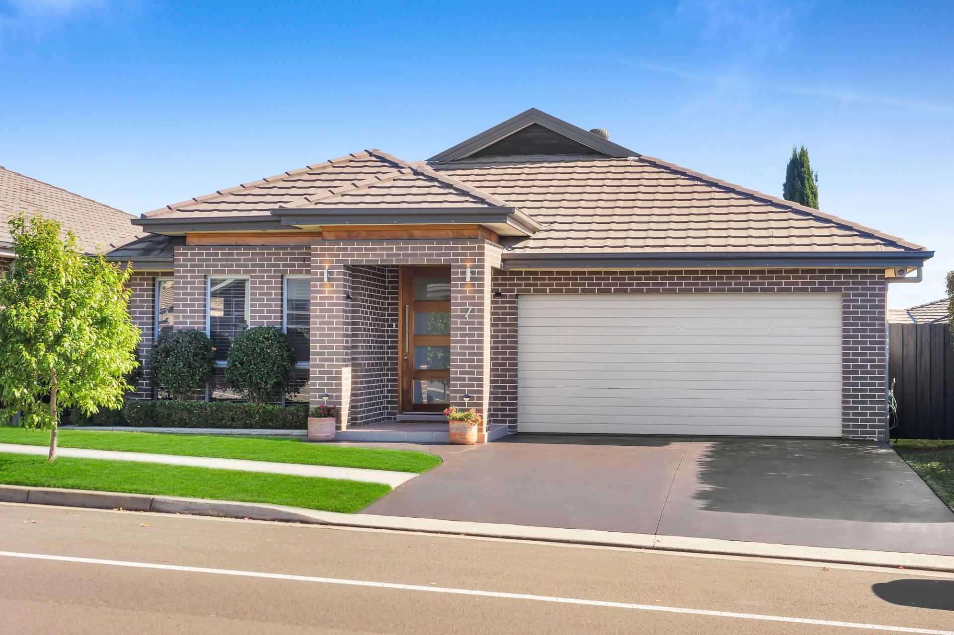 Real Estate For Sale 7 Higgins Avenue Elderslie , NSW