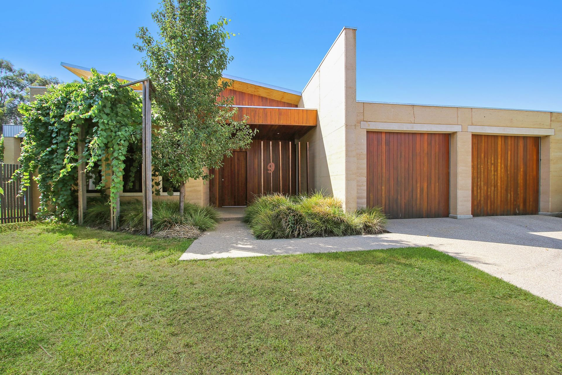 9 Norman Place, BENALLA Living Here Benalla