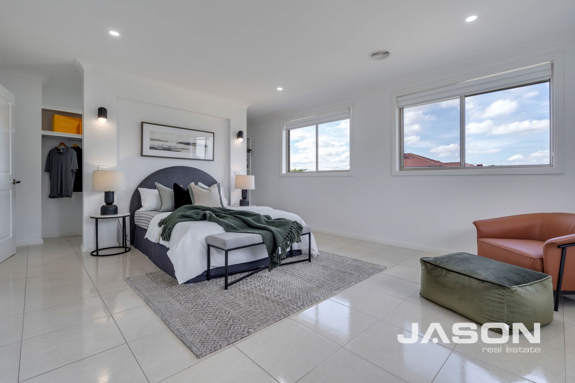 18 Hayfield Road, Roxburgh Park Jason Real Estate