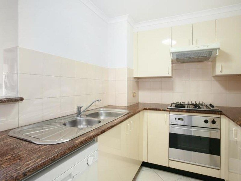 33/17 Pelican Street, Surry Hills Gunning Real Estate