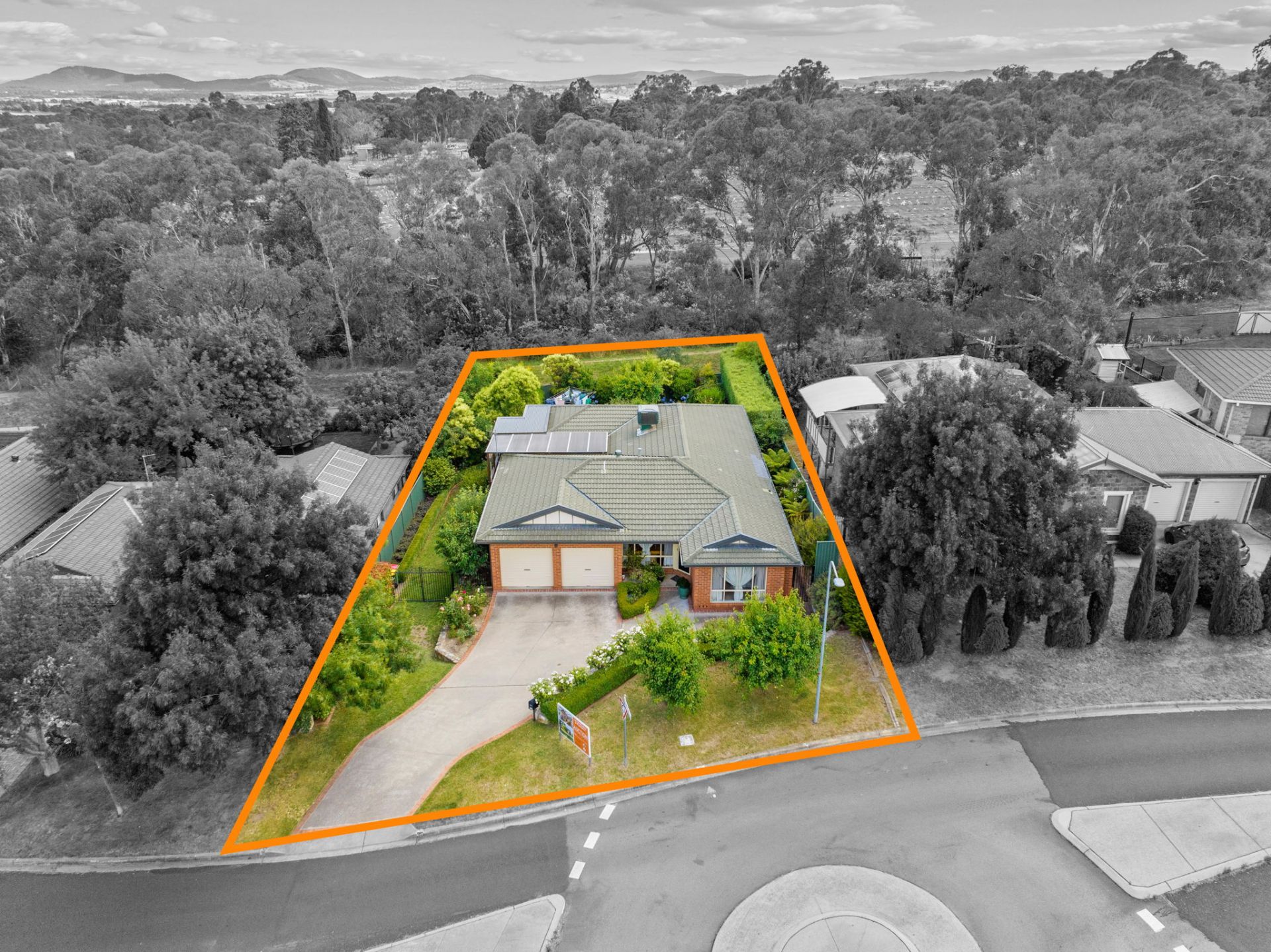 30 Kinlyside Avenue, Jerrabomberra Ian McNamee & Partners Pty Ltd