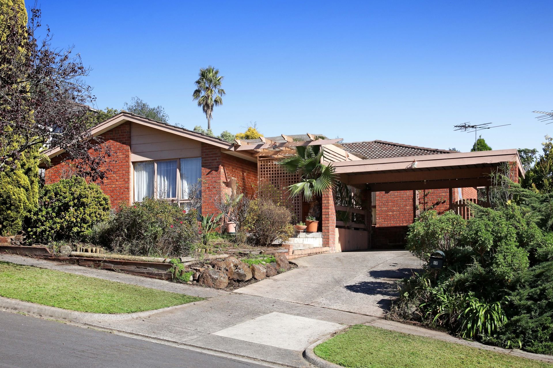 17 Crofton Terrace, Doncaster East OBrien Real Estate