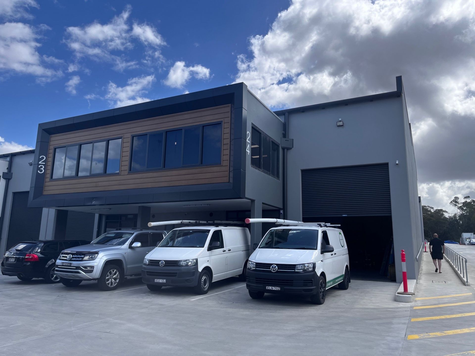 24/62 Turner Road, SMEATON GRANGE Combined Commercial