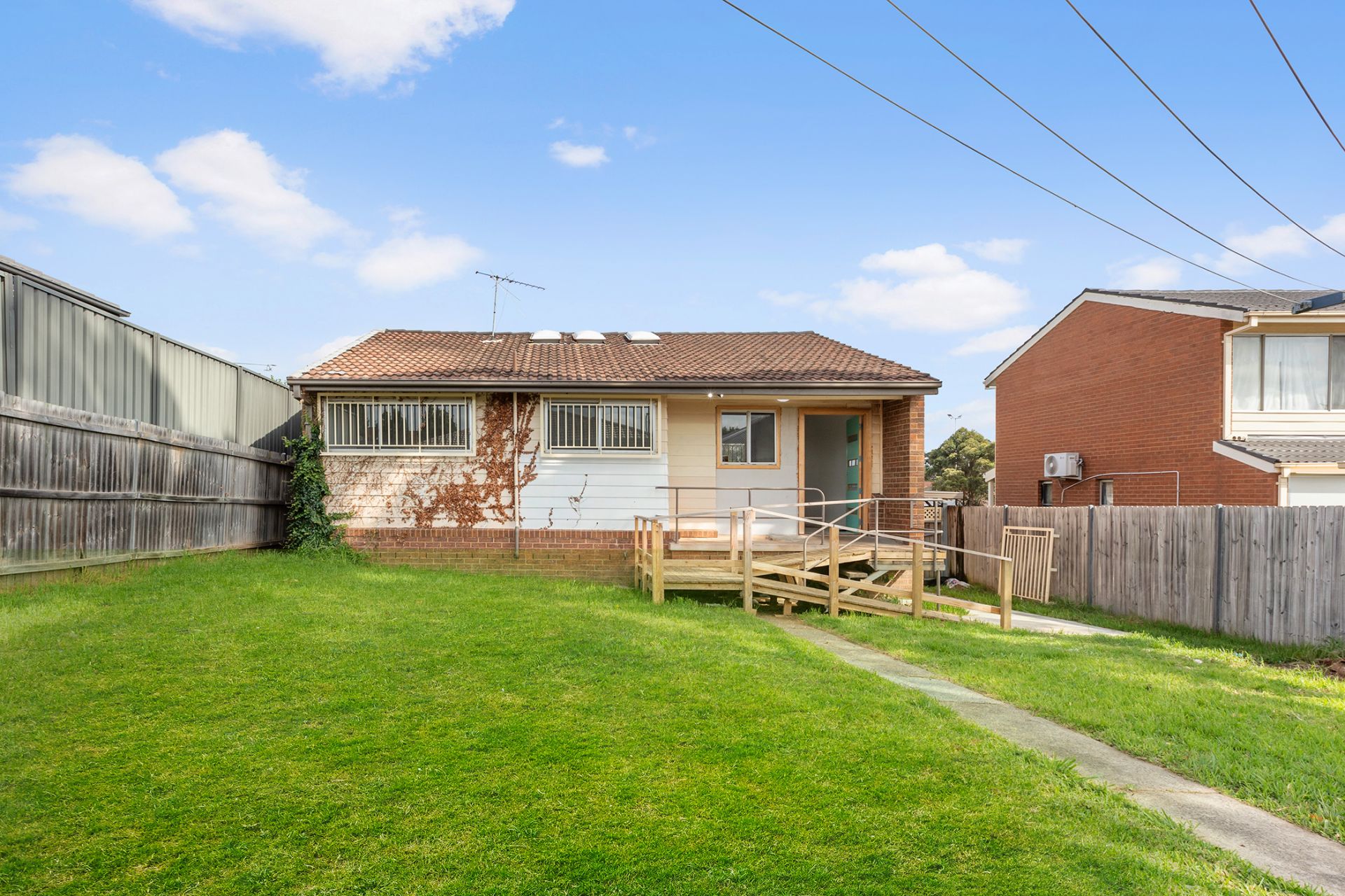 Real Estate For Sale 14 Cleopatra Drive Rosemeadow , NSW