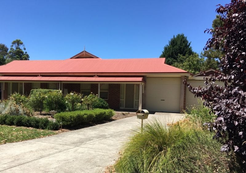 2/23 Oak Drive, Oakbank Adcock Real Estate