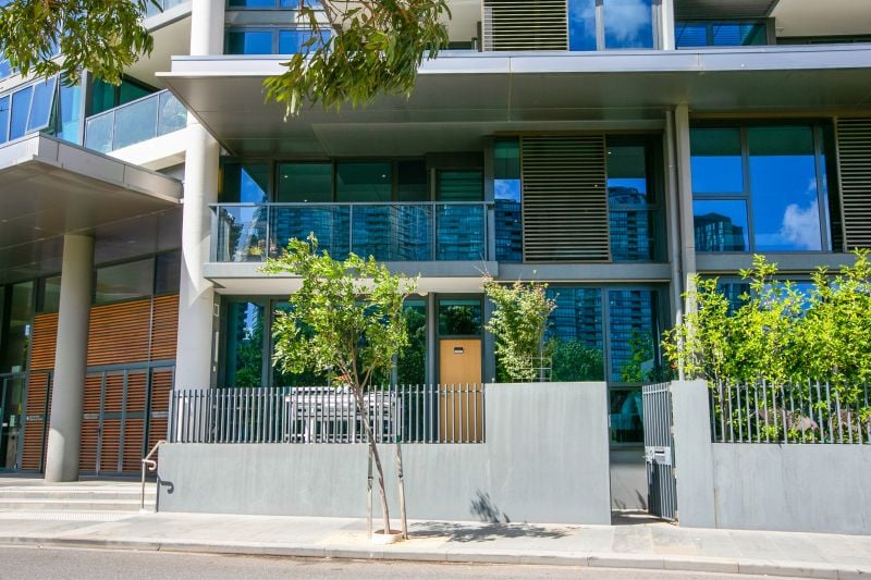 Real Estate For Sale 3 Point Park Crescent Docklands , VIC