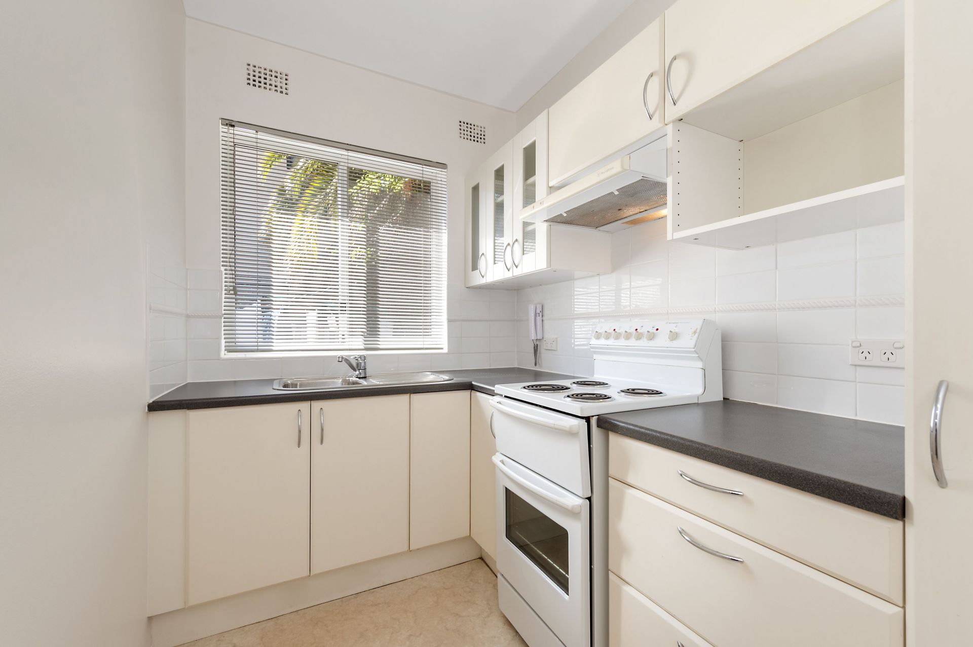 2/51 Donnelly Street Balmain NSW 2041 Apartment for Rent 5253497