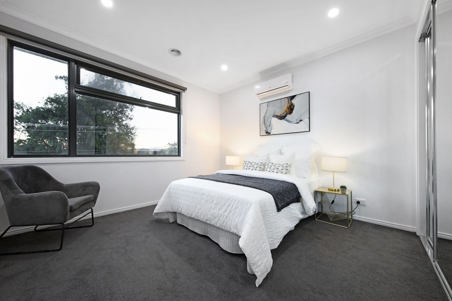 1/34 Crawford Road, Clarinda OBrien Real Estate