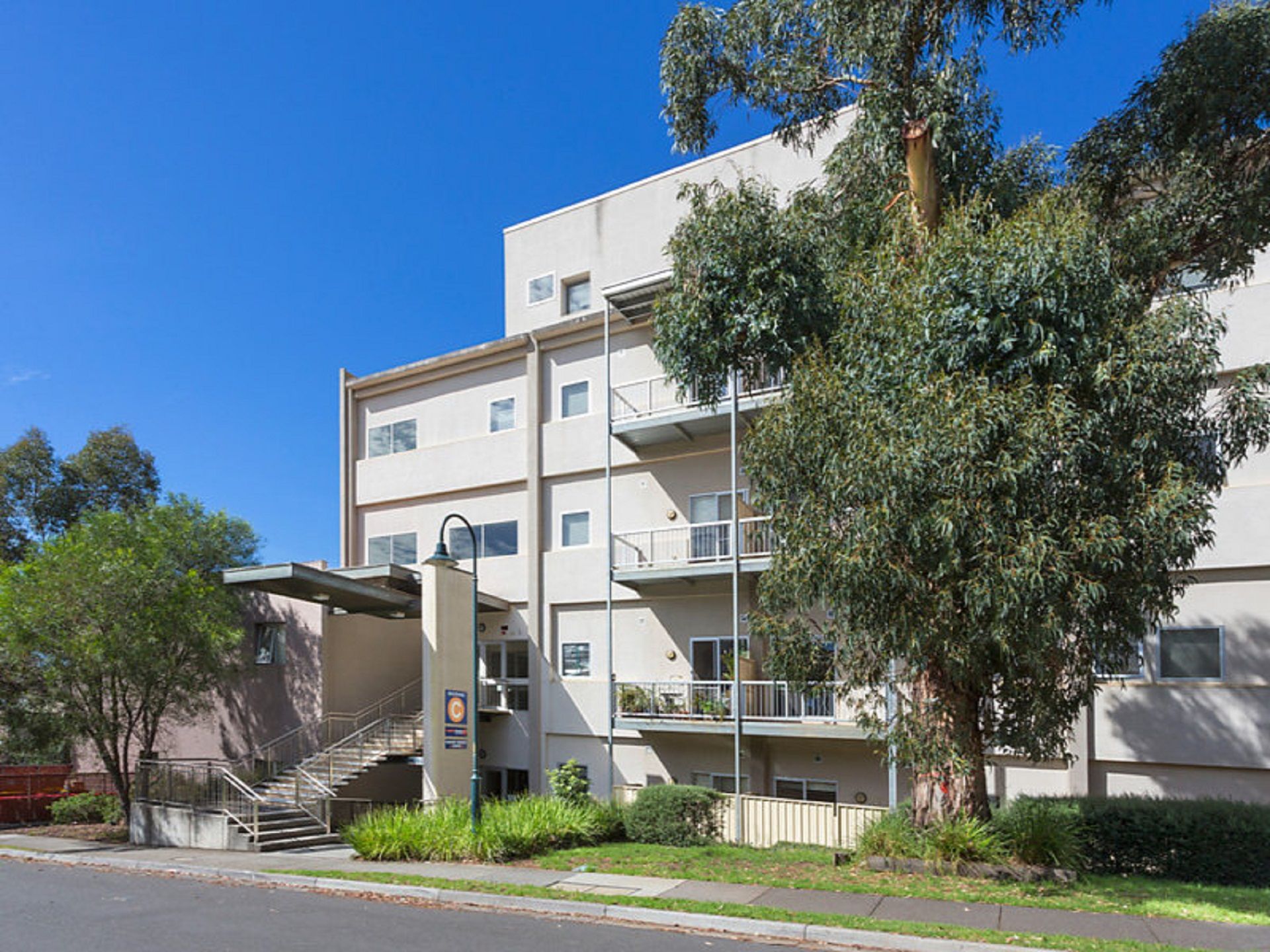 310/662 Blackburn Road, Notting Hill First National Clayton JXRE