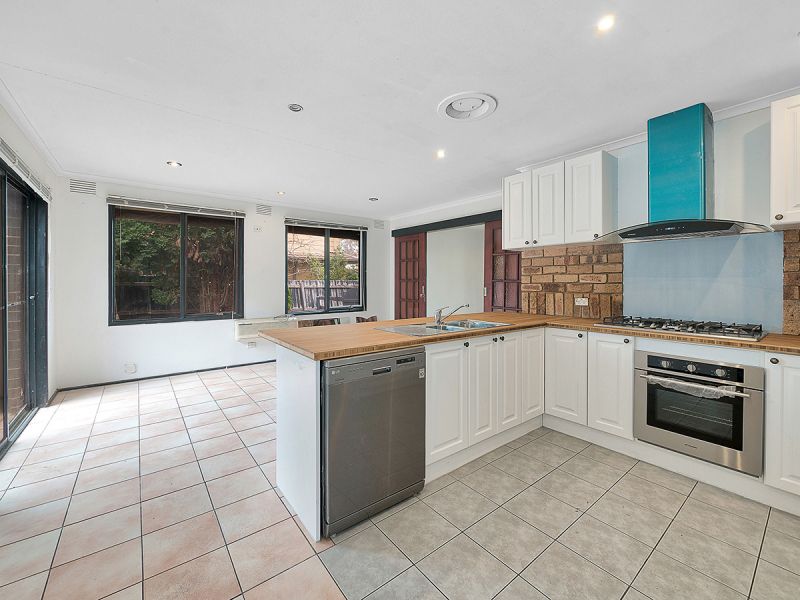 16 Hartington Drive, Wantirna OBrien Real Estate