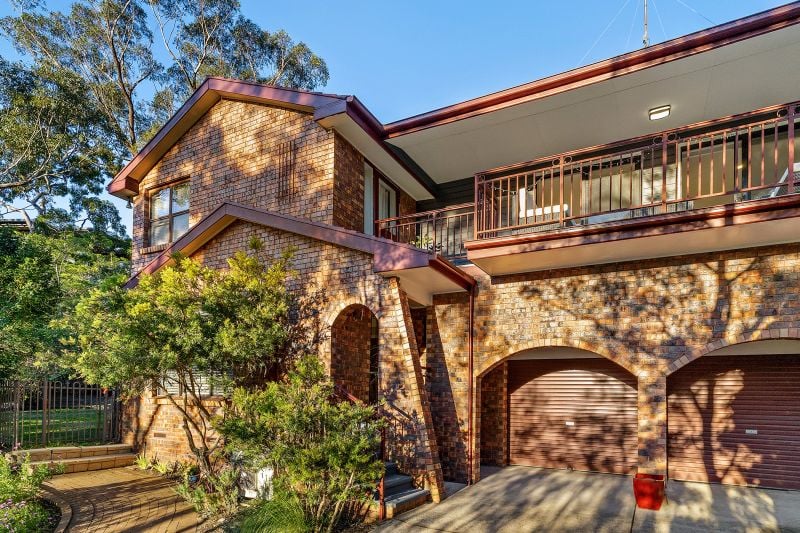 Real Estate For Sale 4 Derby Place Yarrawarrah , NSW