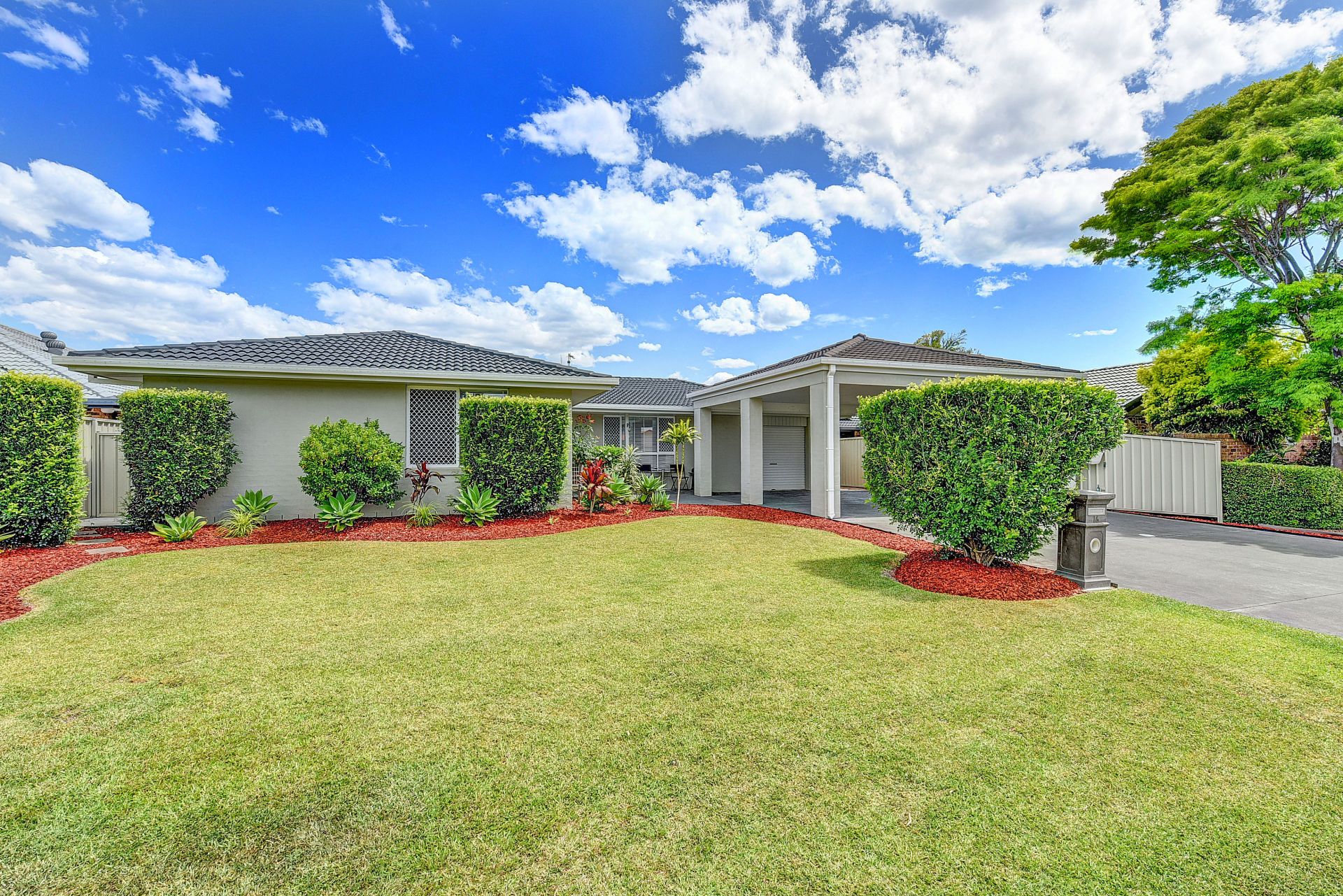 16 Laguna Place, Port Macquarie HEM Real Estate