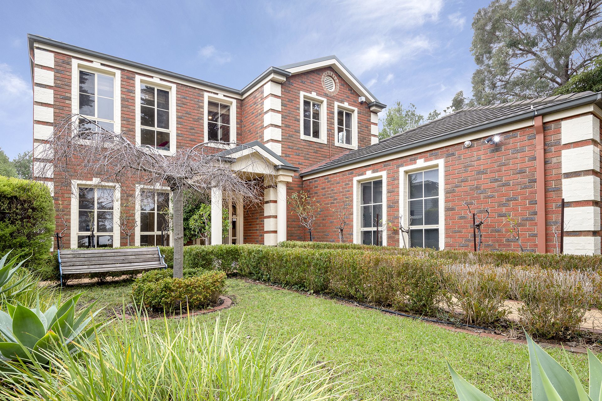 27 Wimbledon Avenue, Mount Eliza OBrien Real Estate
