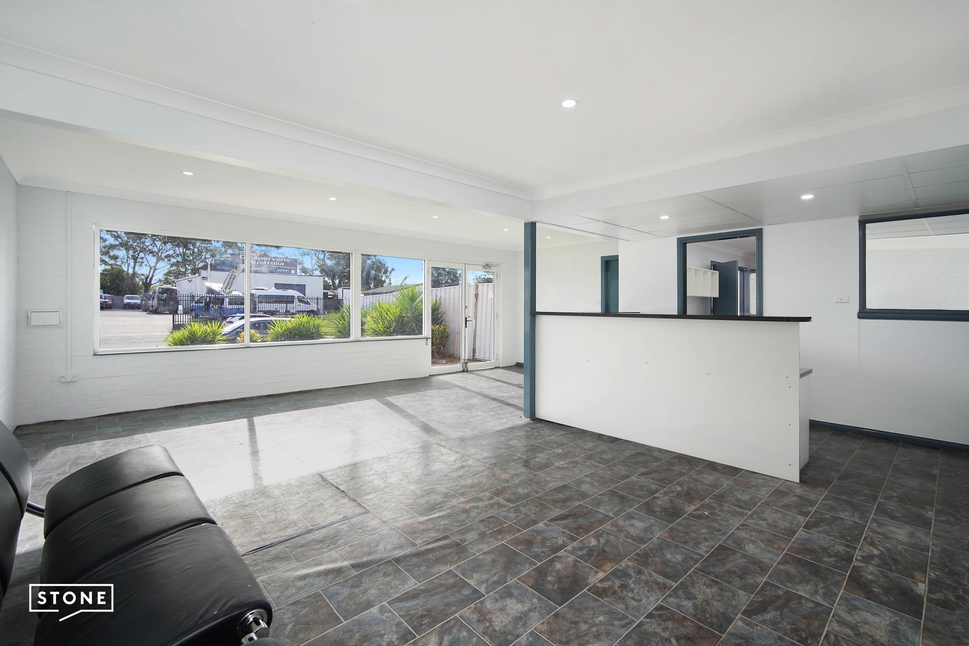 Real Estate For Commercial Lease 13 Miall Way Albion Park Rail , NSW