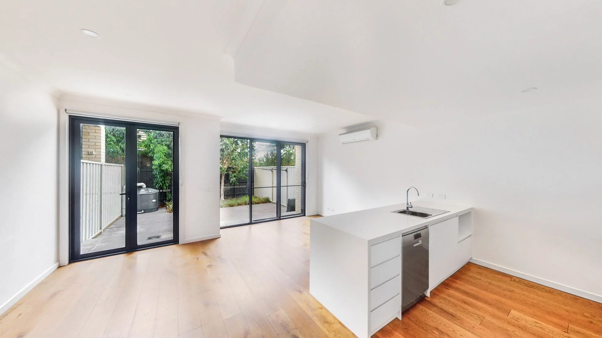 2/111 Kinross Avenue, Edithvale OBrien Real Estate