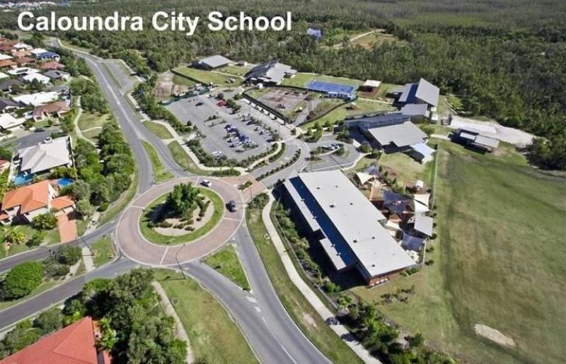 Real Estate For Sale 8 Edwardson Drive Pelican Waters , QLD