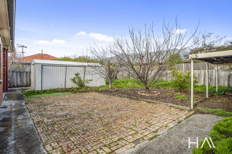 1 Springvale Ave, New Town Harrison Agents