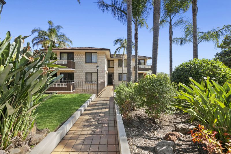 SECURE YOUR DREAM Whitehouse Real Estate