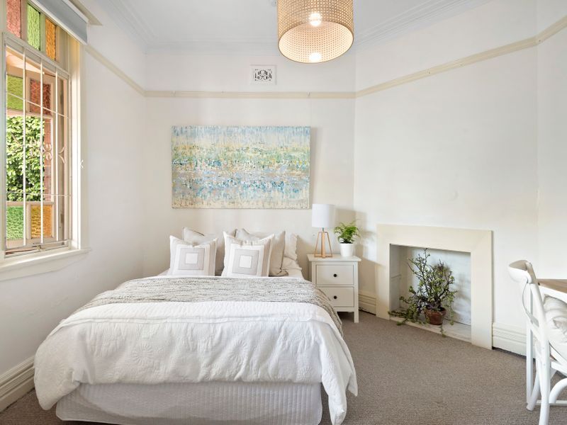 Real Estate For Sale 35 Montague Road Cremorne , NSW