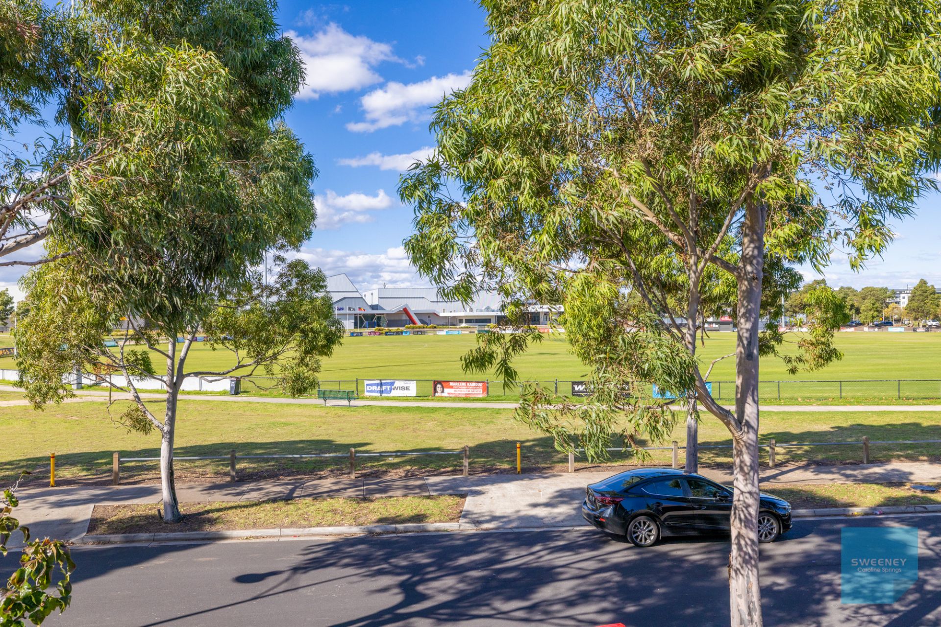 30 Brunton Avenue, CAROLINE SPRINGS Sweeney Estate Agents